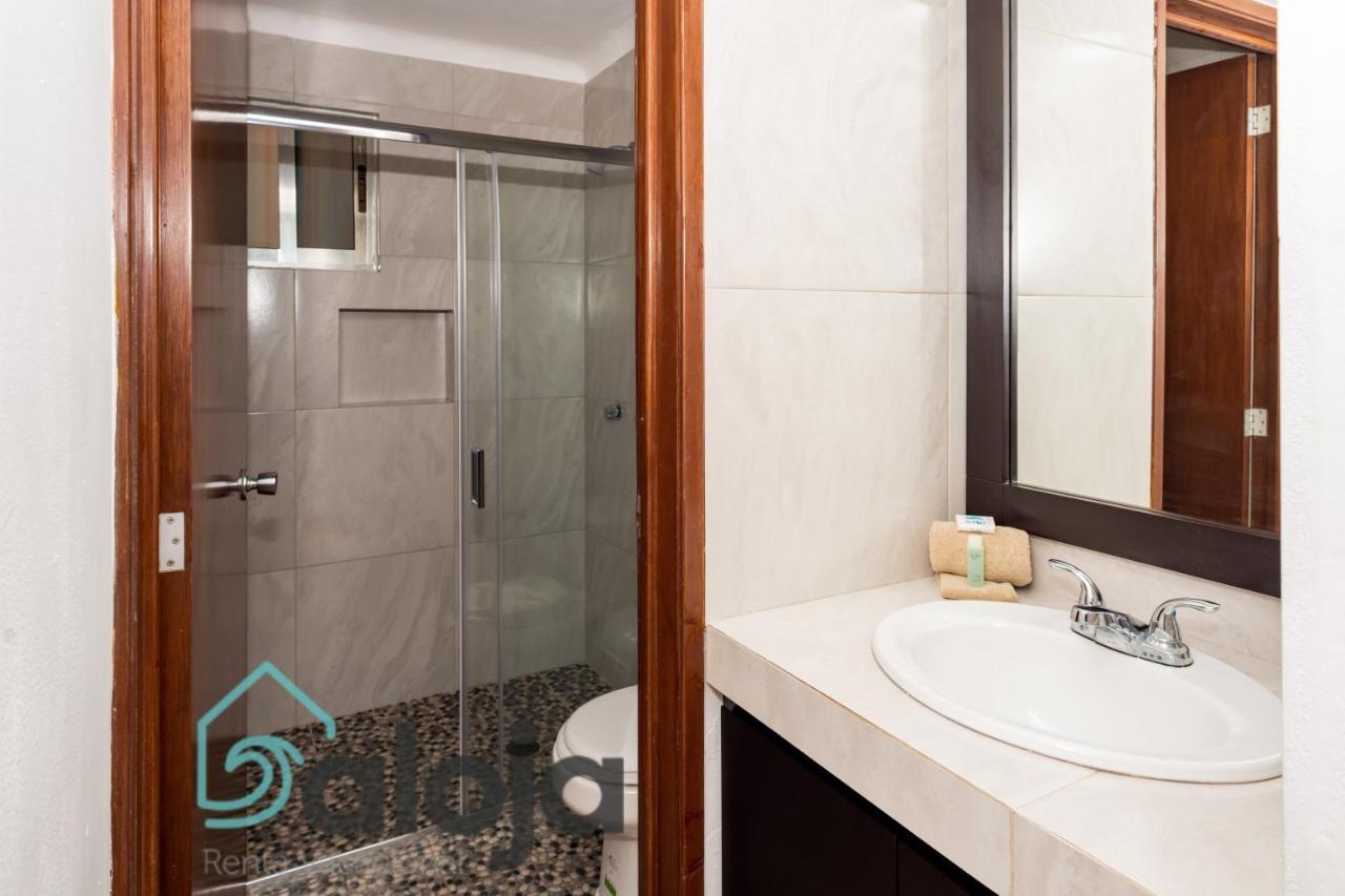 Apartamento Amplio En Zona Ideal A 5Min De Wallmart Cancún Esterno foto